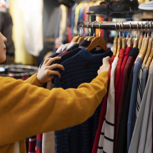 O papel dos brechós na nova economia da moda